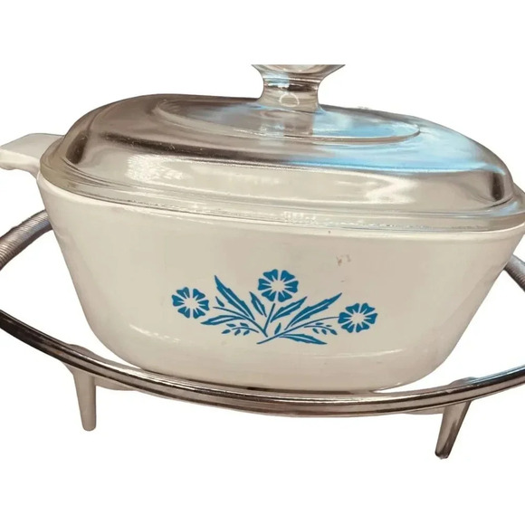 Vintage Corning Ware Casserole Dish w/ Metal Trivet Serving Stand & Glass Lid - Picture 1 of 8